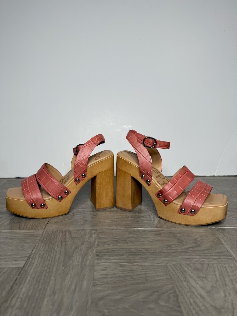 Sam Edelman Rosalind Pink Crocodile Square Toe Heeled Sandal 7 - Picture 5 of 8